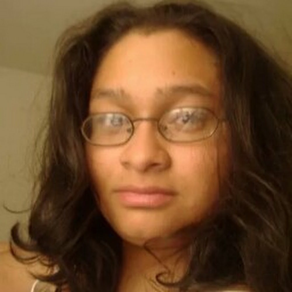 Meet your Posher, Rocio